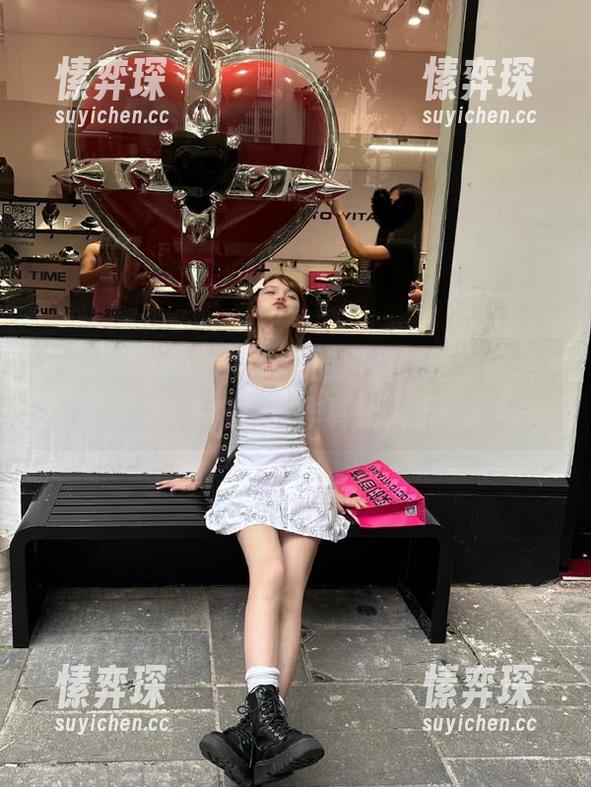 155.fun的黑料线路全记录,这一波神操作真让人乐-愫弈琛
