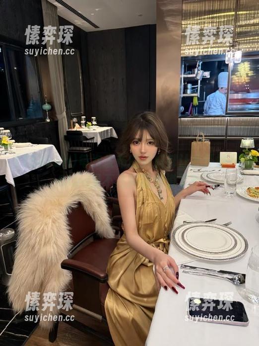 每次发布的新料都让我怀疑166run是不是搞错频道了？-愫弈琛
