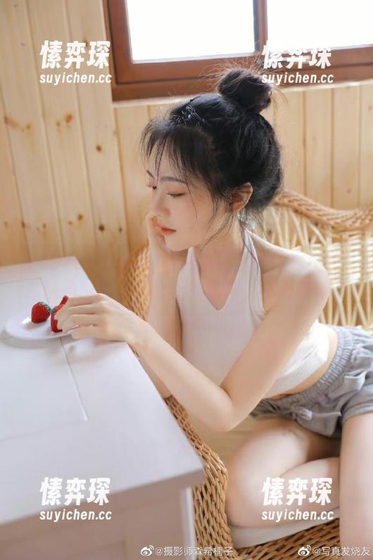 视频疯狂上线！1970s蜜桃色带你看历史上的黑料，不看吵架哦-愫弈琛