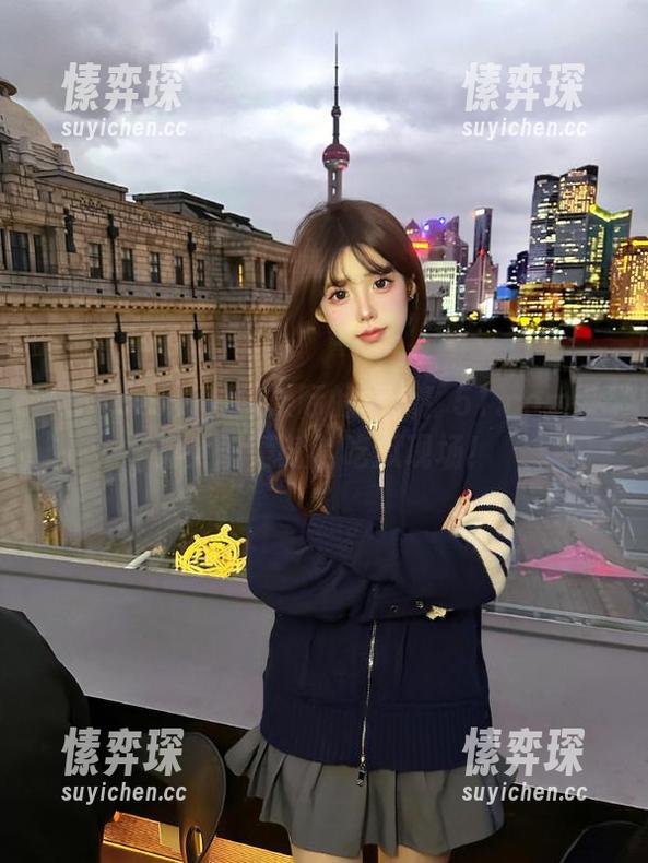 突破天际的更新！51.com带你见识荒诞的吃瓜现场！-愫弈琛