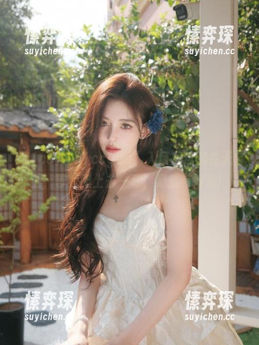 “51ccgua”入口居然藏在天台上，等我爬上去一看，果然有好戏！-愫弈琛