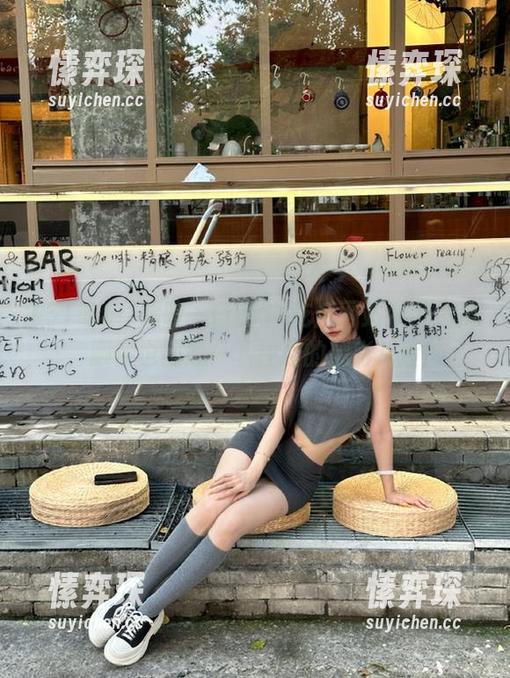 想咬一口的51吃瓜网站今日大瓜，顺便也回顾一下往期的精彩片段！-愫弈琛