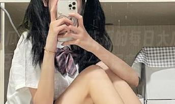 观看完51吃瓜的每日大瓜，心里总觉得又多了一层深意...嘻嘻。