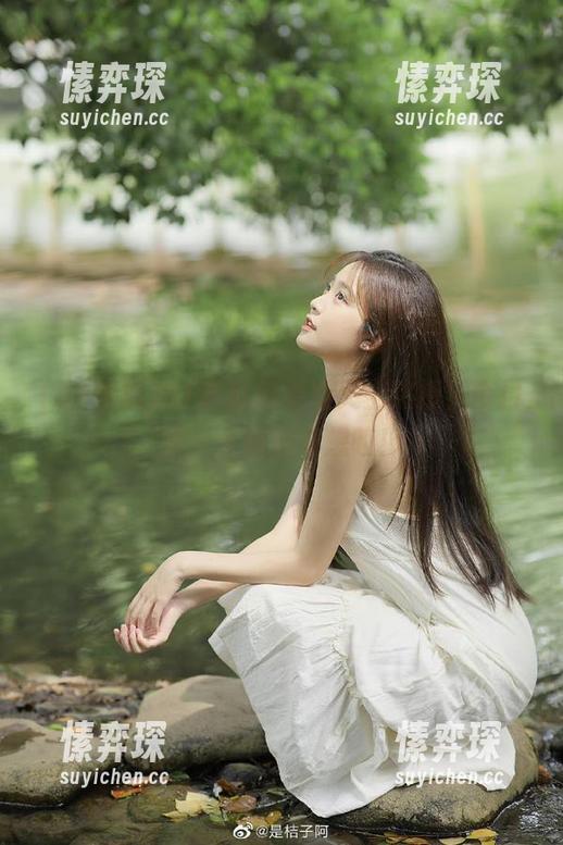 51吃瓜苹果版又上热搜,今日那一小撮瓜好想咬!-愫弈琛 51吃瓜苹果版又上热搜,今日那一小撮瓜好想咬!-愫弈琛