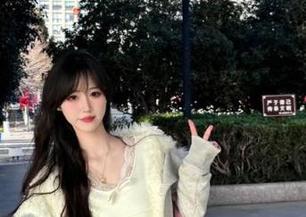 每次打开这个“51吃瓜”的链接都像是在打开一盒巧克力，今日必吃的甜蜜如影随形。