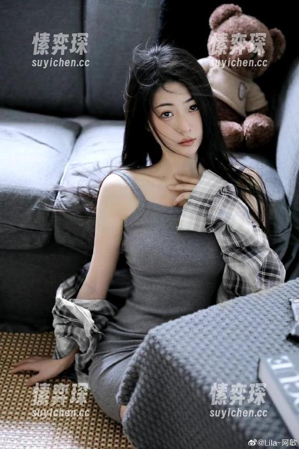 打开51吃瓜网址，直达八卦的那份炽热瞬间！-愫弈琛
