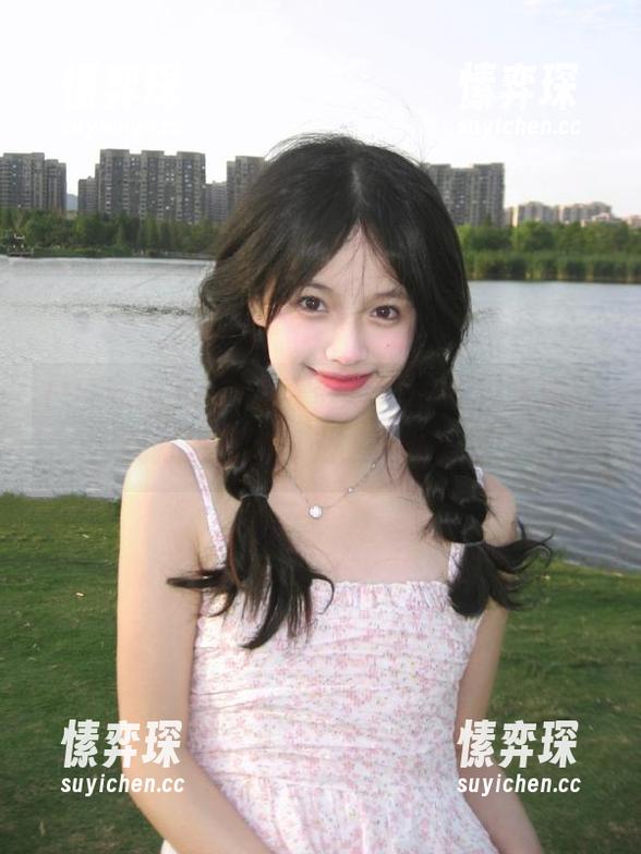 手里拿着资源，91吃瓜视频陪我打发无聊时光，爽得飞起！-愫弈琛