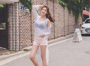 今天cg网视频里的蜗牛竟然跟我一样，是个慢性子！