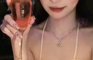 新更新在前，果皮已备好！hlwbet今天能给我点啥新鲜的？