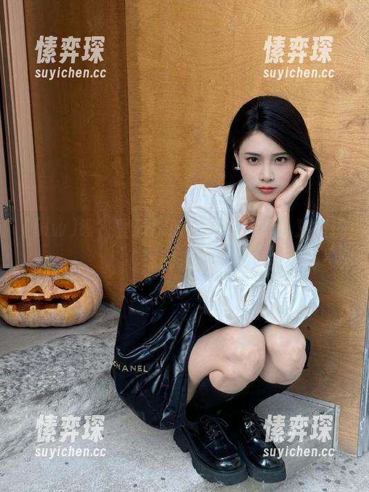 噢，登录hlw，我的好奇心又被挑逗起来了！-愫弈琛