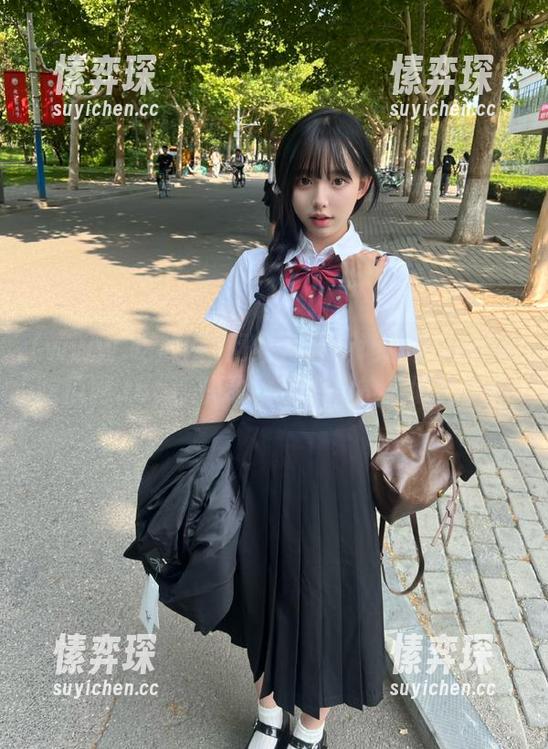网络八卦新地址在www.吃瓜网.top，快动动手指，抢先吸狗粮！-愫弈琛