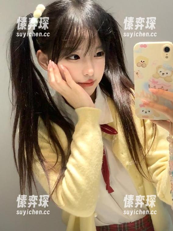 如果跟五一吃瓜群众的视频一起过五一，我是不是真的会快乐？-愫弈琛