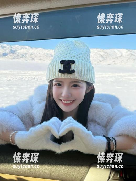 吃瓜根本停不下来,在今日吃瓜91cg的首页我找到了共享大餐!-愫弈琛 吃瓜根本停不下来,在今日吃瓜91cg的首页我找到了共享大餐!-愫弈琛