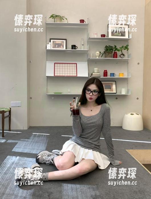 安卓小伙伴们，天天吃瓜网又发炸弹消息，速来围观这场“瓜”战！-愫弈琛