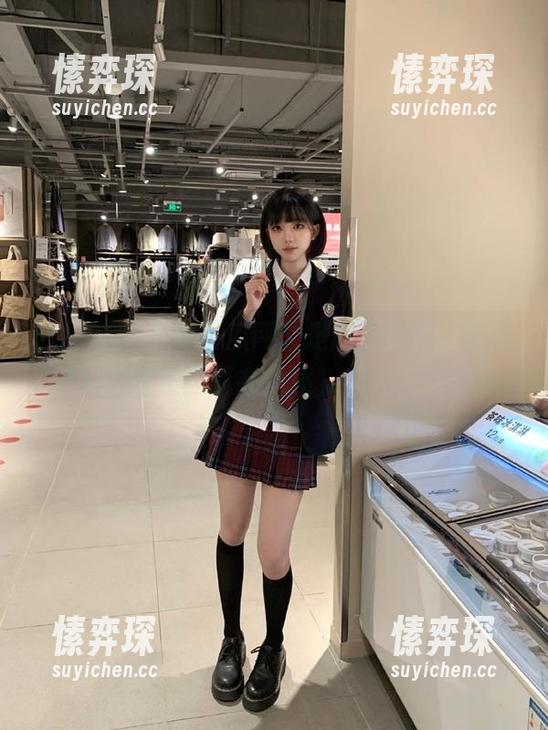 下载吃瓜网才是解压良药，今天又见哪些热门瓜在追逐，引人入胜啊…-愫弈琛