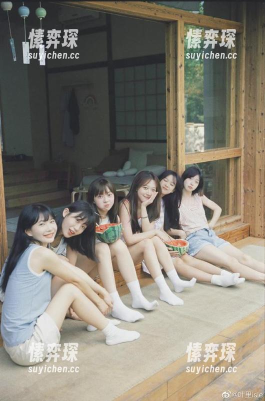 一不小心点开了链接，竟在泡泡吃瓜网站上看到了泡泡自己的内幕，啧啧！-愫弈琛