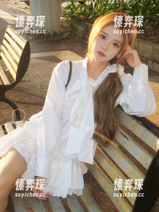 袖珍版吃瓜指南——“天天吃瓜网”首页，左手吃瓜右手吃瓜，快乐双手就是你我！-愫弈琛
