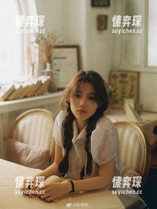 网曝吃瓜苹果版：今天的评论区炸了，看起来瓜还没熟透。-愫弈琛