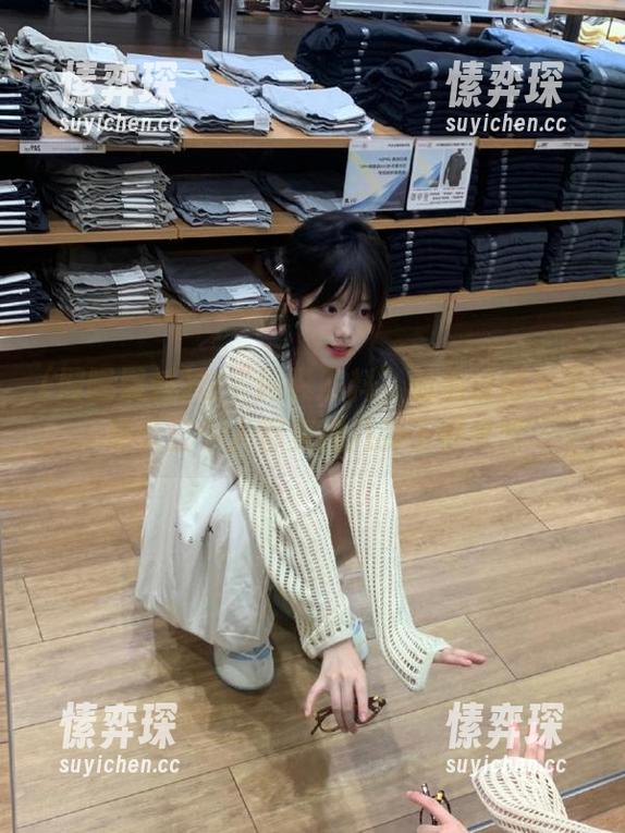 在“网曝黑料”的地址待久了,感觉整个人都变得八卦了起来哈...-愫弈琛 在“网曝黑料”的地址待久了,感觉整个人都变得八卦了起来哈...-愫弈琛