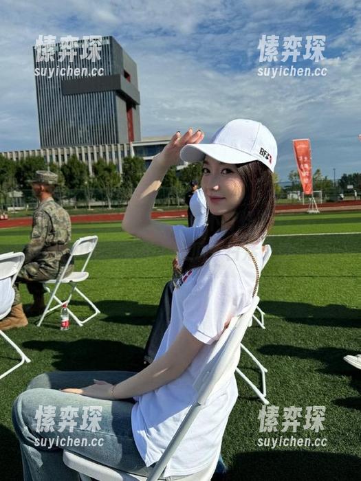 登录黑料不打烊zztt26，传说中的“今天不吃瓜，白活于世”！-愫弈琛