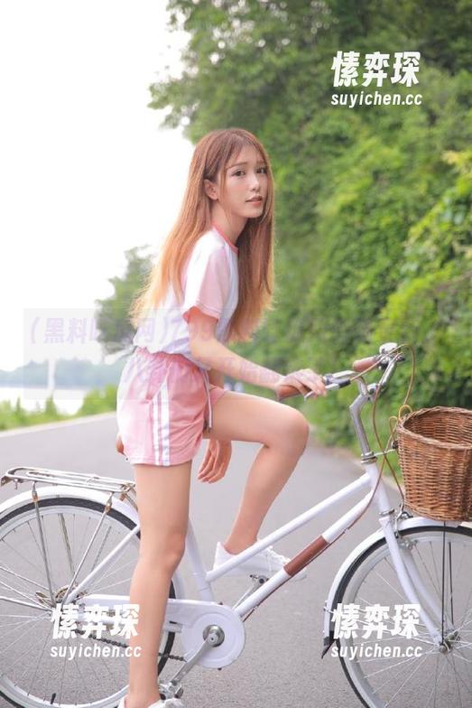 799黑料吃瓜网悄悄更新，八卦们又开始翻滚了！-愫弈琛