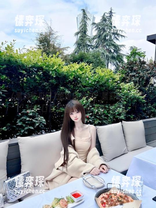想跟风吃瓜?黑料吃瓜网直达入口帮你省心,记录潜规则!-愫弈琛 想跟风吃瓜?黑料吃瓜网直达入口帮你省心,记录潜规则!-愫弈琛
