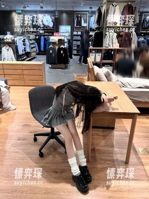 永不迷路的八卦探险，黑料吃瓜网站在线等你来冒险！-愫弈琛