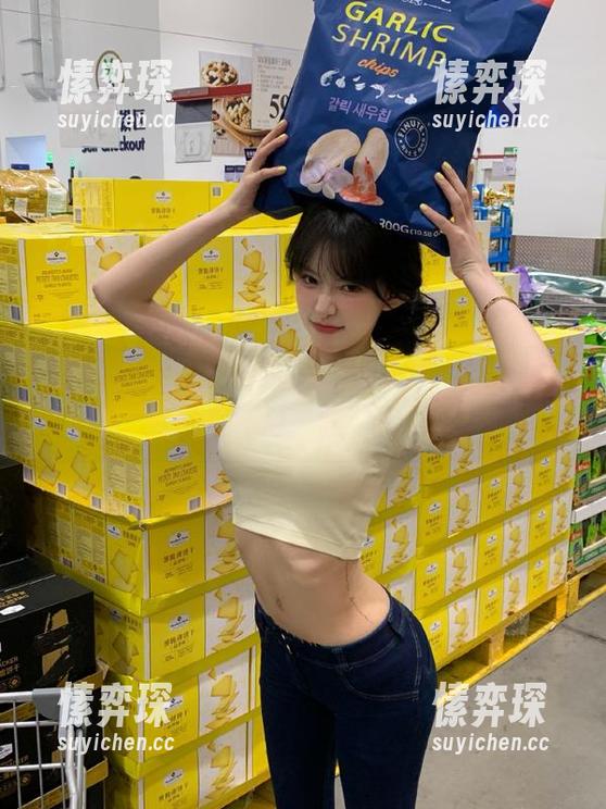 黑料正能量zzzttt苹果版：秘境传送门，拉你入坑！-愫弈琛