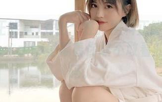 秀出个性：黑料正能量首页，index.php里藏着你敢不敢看的幽默密码。
