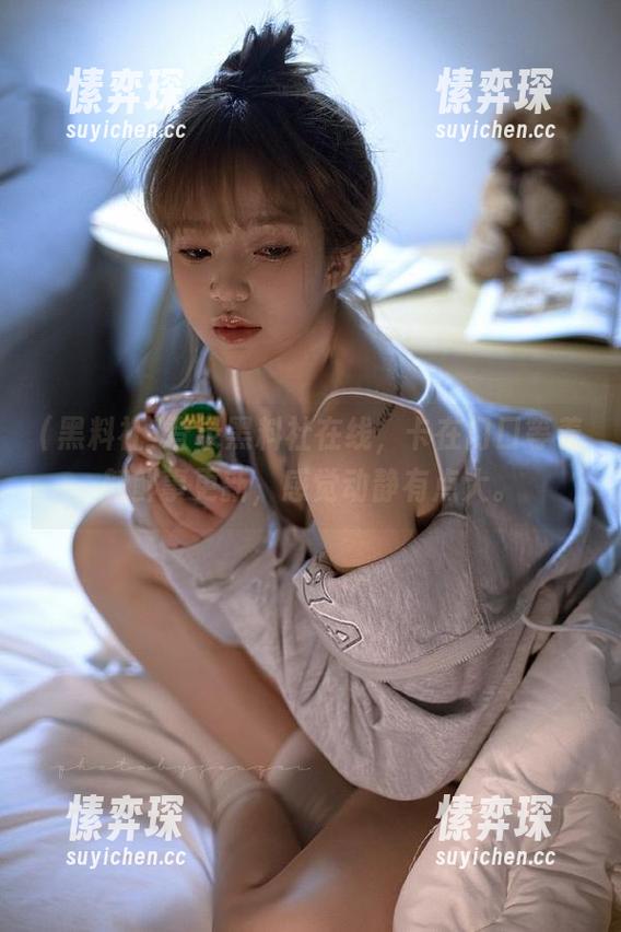登录黑料社在线，卡在门口等着新鲜事更新，感觉动静有点大。-愫弈琛