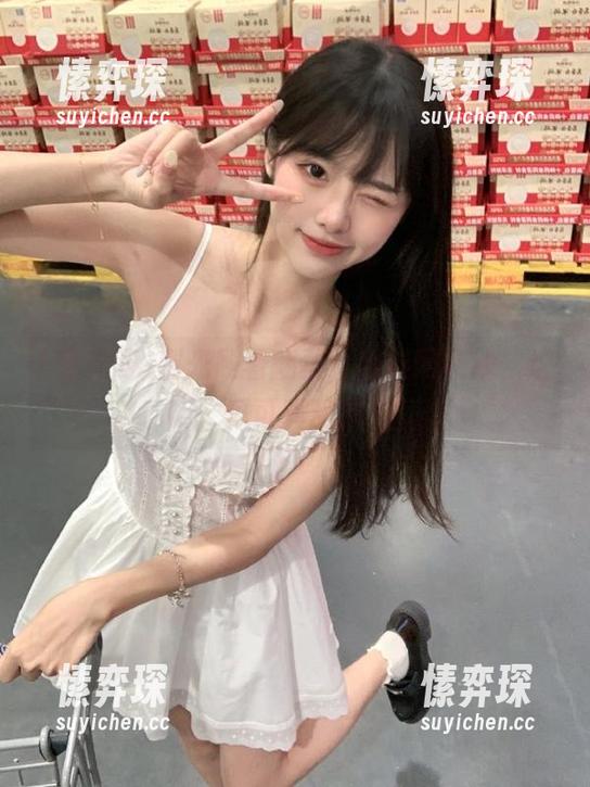 别光顾着翻页，黑料网在线，这瓜可真甜！-愫弈琛