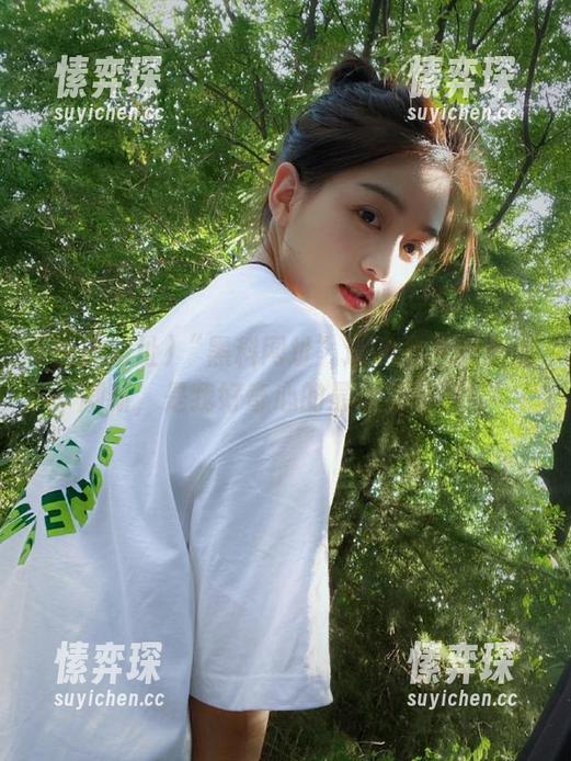 “黑料网址”让我隔三差五地刷新，是我好奇心的最佳买单方！-愫弈琛