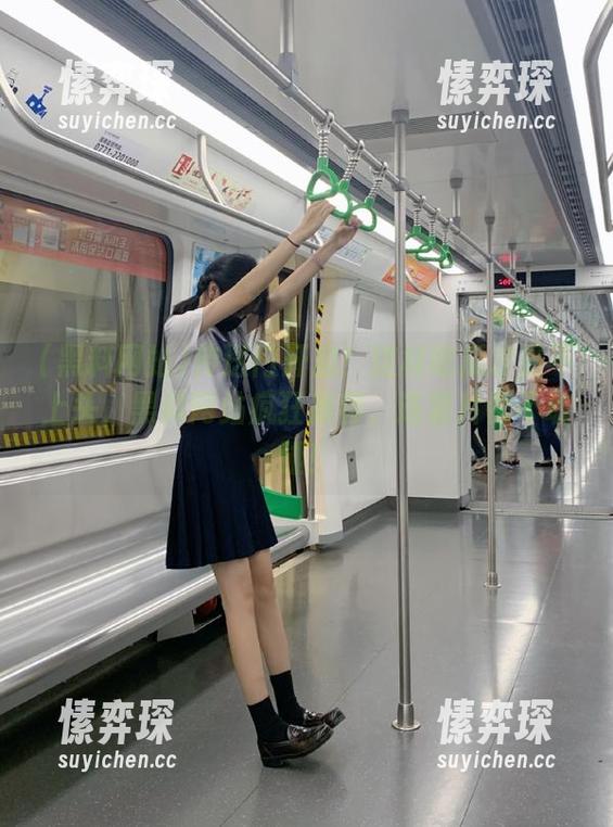 传送门开启！这样吃瓜才最不上头，黑料网站疯狂推荐，连薯片都不敢碰！-愫弈琛