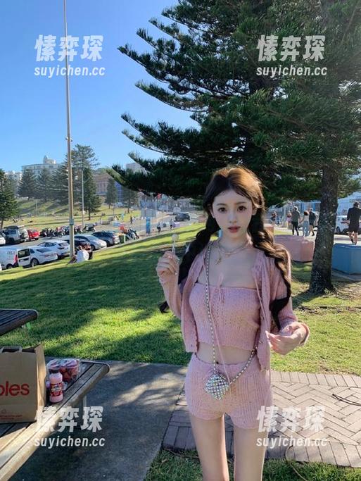 永不迷路，黑网料让我一直在八卦的海洋中遨游！-愫弈琛